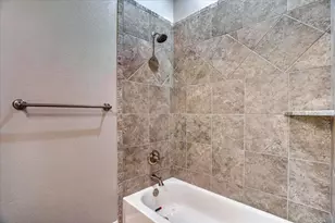 1019 Merriam Ct, Weatherford, TX 76087 - Photo 24