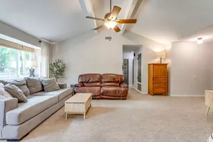 425 Little Fox Ln, Fort Worth, TX 76108 - Photo 10