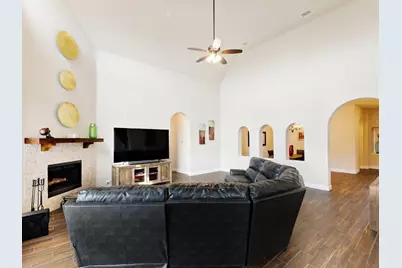 1919 Bellflower Drive, Glenn Heights, TX 75154 - Photo 18