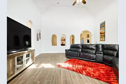 1919 Bellflower Drive, Glenn Heights, TX 75154 - Photo 16