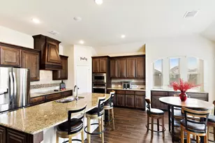 1919 Bellflower Dr, Glenn Heights, TX 75154 - Photo 14