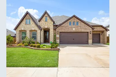 1919 Bellflower Drive, Glenn Heights, TX 75154 - Photo 2