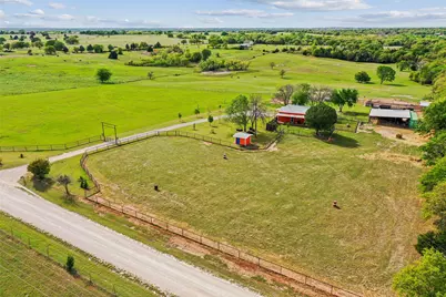 1406 N Johnson Loop, Montague, TX 76251 - Photo 2