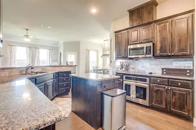 729 Franklin Drive, Joshua, TX 76058 - Photo 12