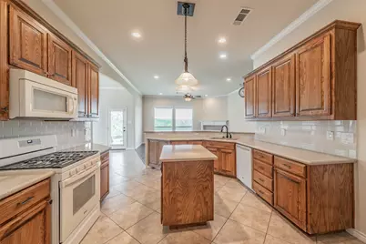 5916 Lamb Creek Drive, Fort Worth, TX 76179 - Photo 10
