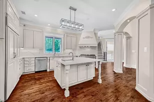 2910 Wellington Dr, Sherman, TX 75092 - Photo 4