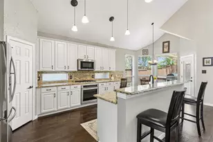 2206 Autumn Trail, Garland, TX 75040 - Photo 4
