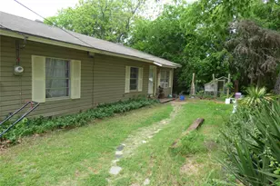 511 W Pecan St, Aubrey, TX 76227 - Photo 20
