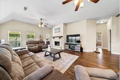 5009 Spruce Street, Krum, TX 76249 - Photo 14