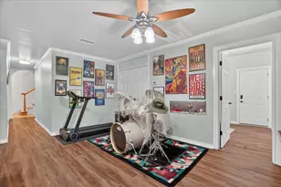 1290 Fox Ln, Burleson, TX 76028 - Photo 24