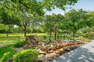 1290 Fox Ln, Burleson, TX 76028 - Photo 30