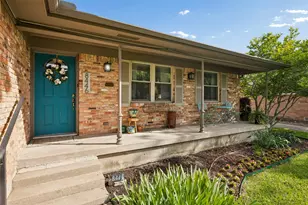 8446 Sweetwood Dr, Dallas, TX 75228 - Photo 12