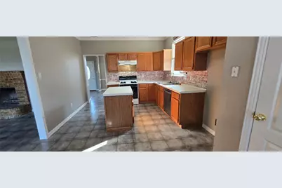 7213 Montego Drive, Rowlett, TX 75089 - Photo 4