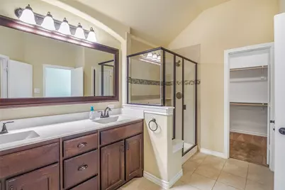 253 Cattlemans Trail, Saginaw, TX 76131 - Photo 14