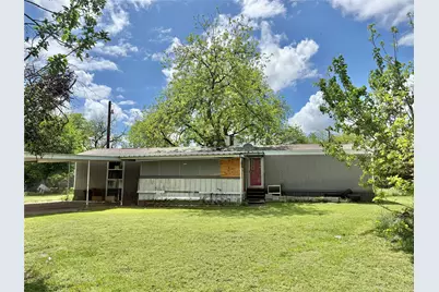 300 Rusk, Clyde, TX 79510 - Photo 1