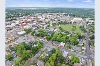 530 W Owings Street, Denison, TX 75020 - Photo 8