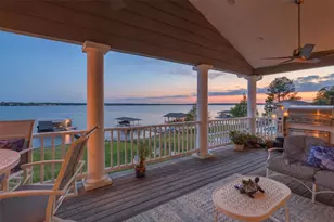 4015 Crescent Dr, Granbury, TX 76049 - Photo 16