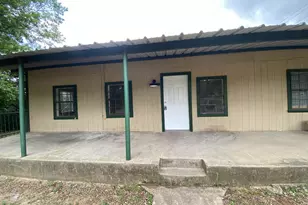 625 York St, Athens, TX 75751 - Photo 2