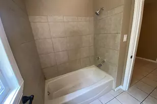 625 York St, Athens, TX 75751 - Photo 14