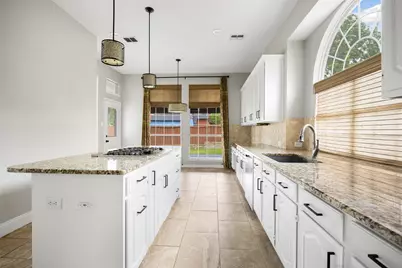 101 Edinburgh Court, Highland Village, TX 75077 - Photo 14