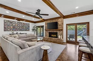 7108 Hunters Ridge Dr, Dallas, TX 75248 - Photo 10