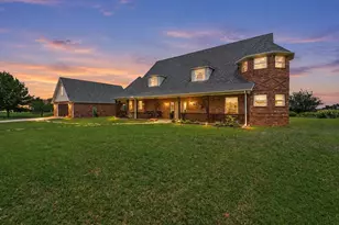 250 Newfield Ln, Springtown, TX 76082 - Photo 1