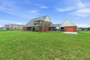 250 Newfield Ln, Springtown, TX 76082 - Photo 34