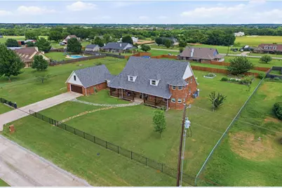 250 Newfield Lane, Springtown, TX 76082 - Photo 36