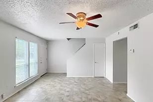 538 Norwood Circle E, Arlington, TX 76013 - Photo 6