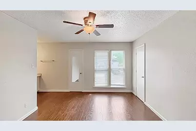 538 Norwood Circle E, Arlington, TX 76013 - Photo 12