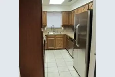 2109 Meadow Lane, Grand Prairie, TX 75050 - Photo 6