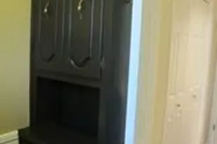 2109 Meadow Ln, Grand Prairie, TX 75050 - Photo 10