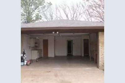 2109 Meadow Lane, Grand Prairie, TX 75050 - Photo 16