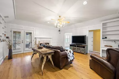 8325 Crosswind Drive, Fort Worth, TX 76179 - Photo 6