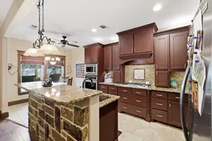 365 Dublin Cir, Gordonville, TX 76245 - Photo 8