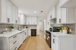 4305 Cummings Dr, North Richland Hills, TX 76180 - Photo 12