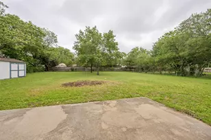 4305 Cummings Dr, North Richland Hills, TX 76180 - Photo 24