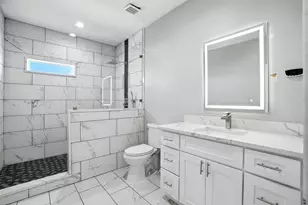 7271 Michelle Pt, Krum, TX 76249 - Photo 18