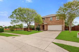 3601 McClintick Rd, McKinney, TX 75070 - Photo 2