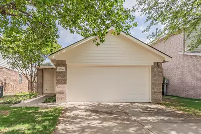 11736 Cottontail Drive, Fort Worth, TX 76244 - Photo 2