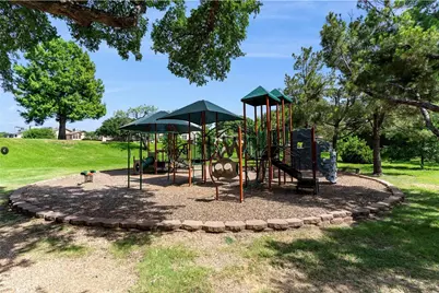 2925 Country Place Circle, Carrollton, TX 75006 - Photo 26