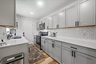 303 Brodie St, Dallas, TX 75224 - Photo 6