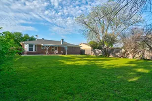 6524 Blue Grass Dr, Watauga, TX 76148 - Photo 26