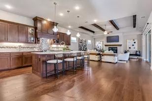 1403 Laurel Grn Ct, Arlington, TX 76005 - Photo 4