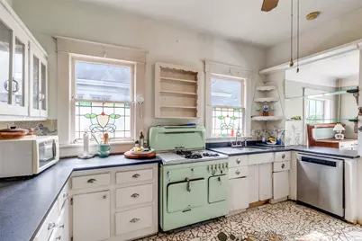 4725 Swiss, Dallas, TX 75204 - Photo 22