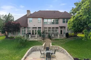 814 Muirfield Dr, Mansfield, TX 76063 - Photo 4