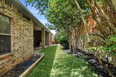 620 Highview Lane, Hurst, TX 76054 - Photo 40