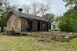 515 E Murray St, Denison, TX 75021 - Photo 8