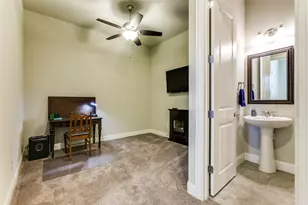 501 Green Valley Dr, McKinney, TX 75071 - Photo 22