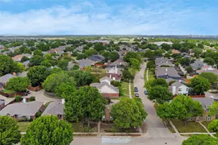 10330 Castle Dr, Frisco, TX 75035 - Photo 6